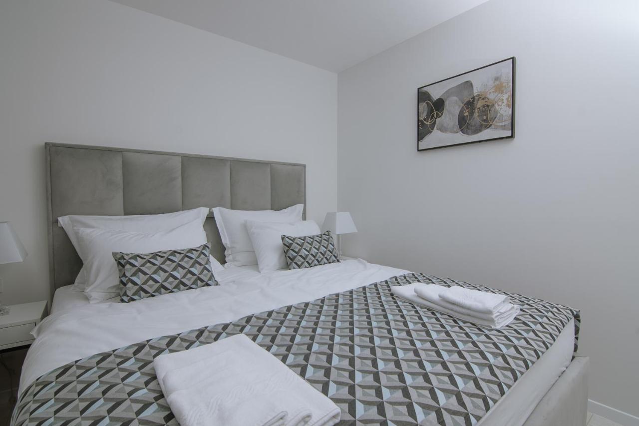 Apartments Adriatic Pearl Trogir Bagian luar foto