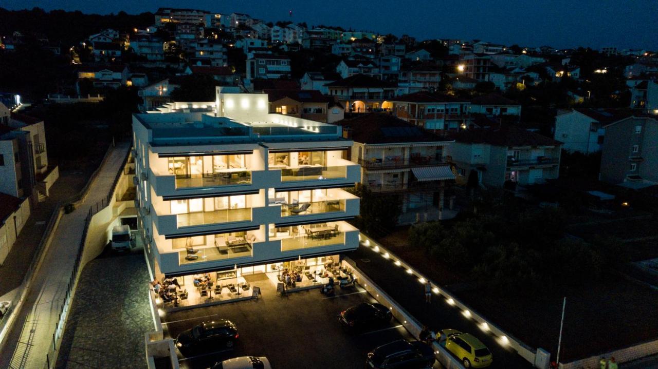 Apartments Adriatic Pearl Trogir Bagian luar foto